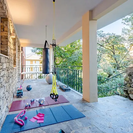 Macera Con Palestra E Golf